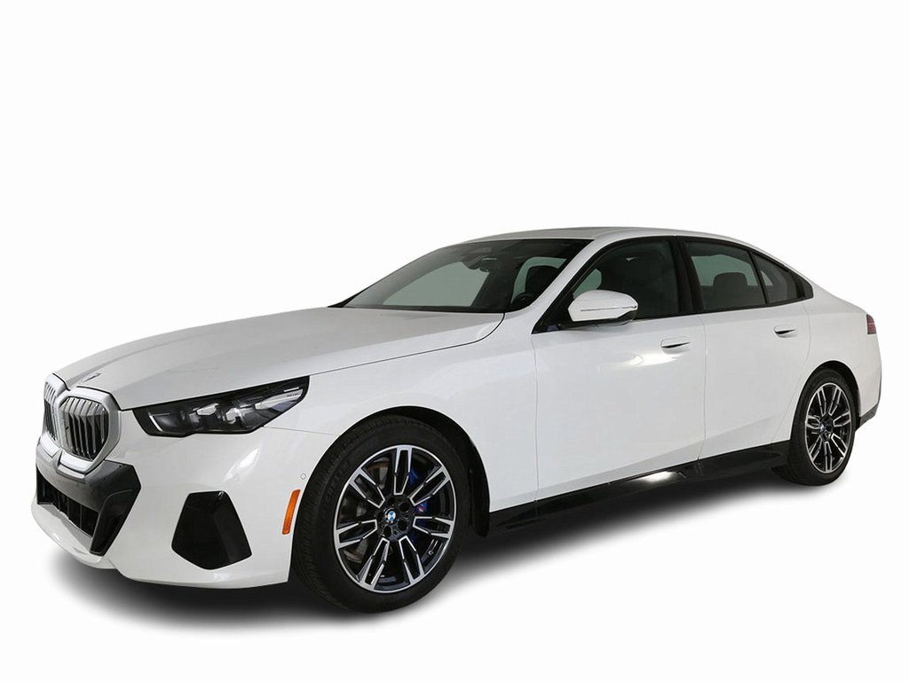 Used 2024 BMW 530i xDrive w/ M Sport Package image 5