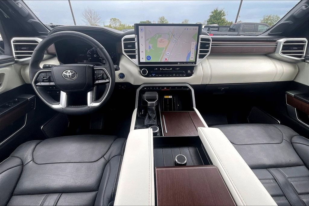 Used 2024 Toyota Sequoia Capstone image 7