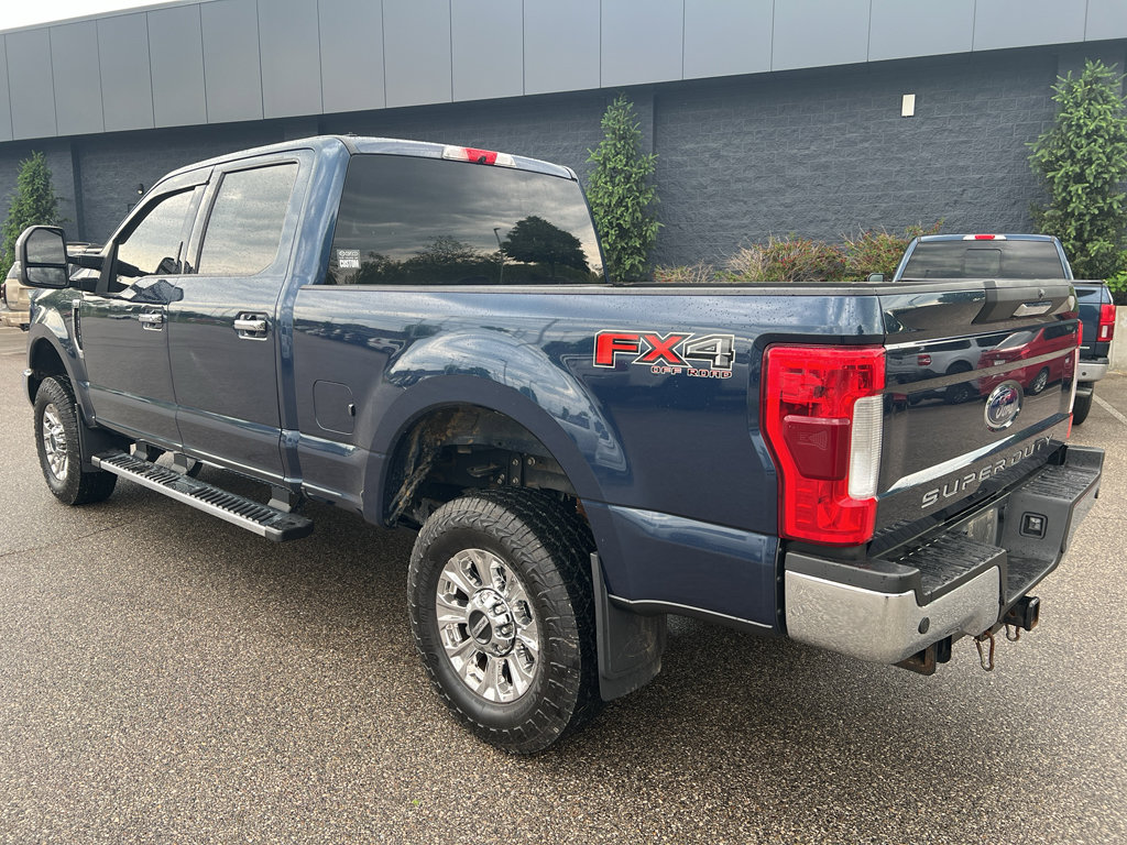 Used 2019 Ford F250 XLT w/ XLT Premium Package AWD/4WD image 5