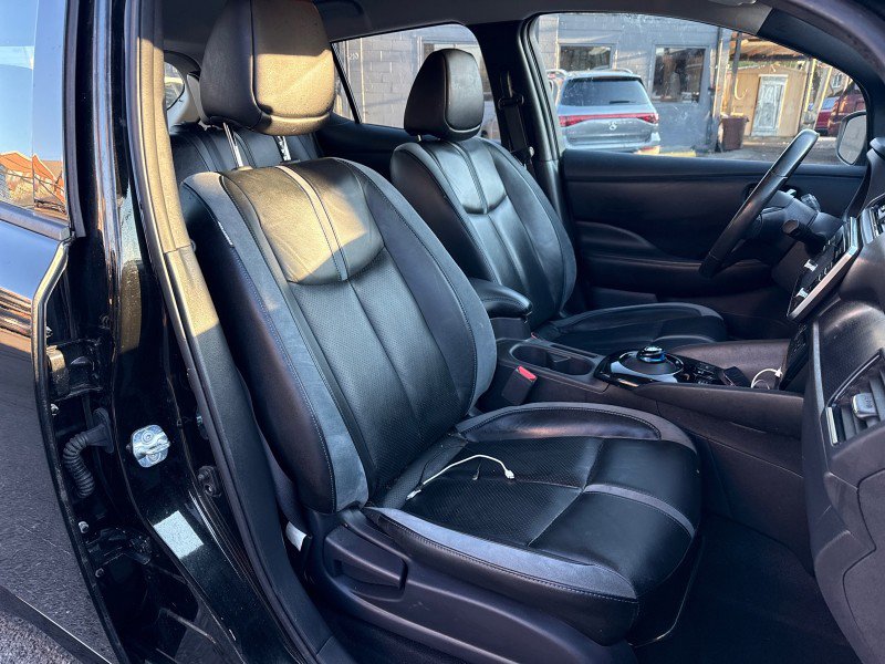 Used 2018 Nissan Leaf SL w/ Protection Package image 23