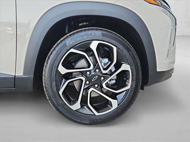 New 2026 Chevrolet Trax RS w/ Sunroof Package FWD image 10