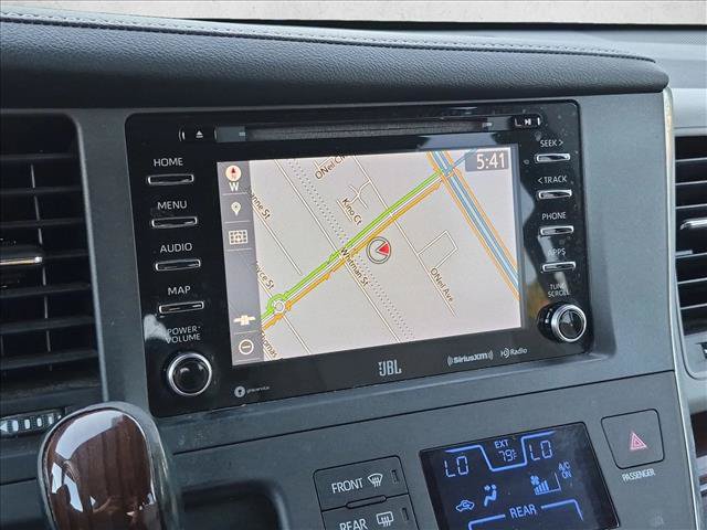 Used 2019 Toyota Sienna Limited Premium FWD image 13