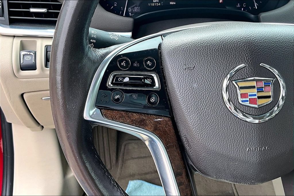 Used 2013 Cadillac XTS Luxury w/ Driver Awareness Package FWD image 18