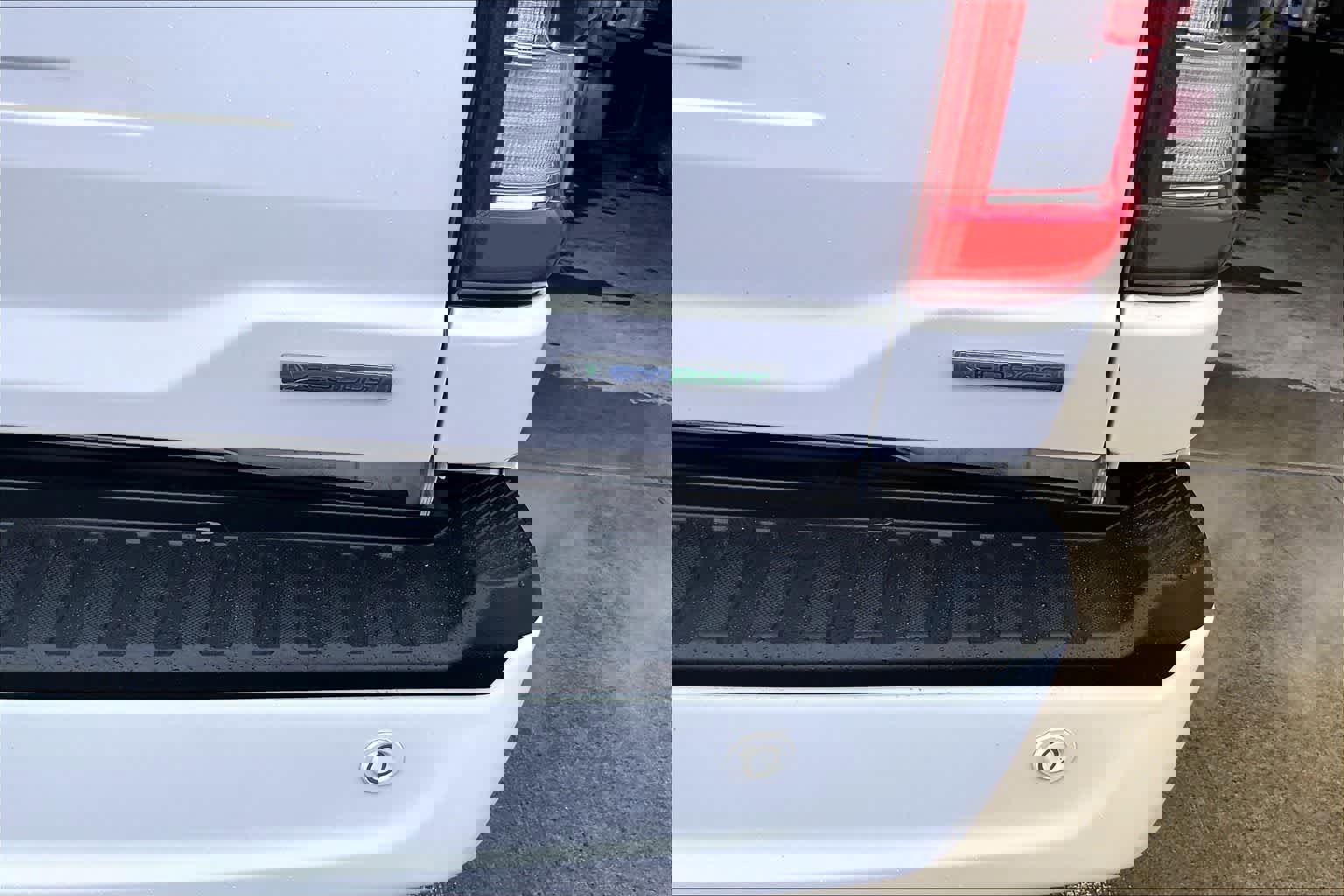 Used 2023 Ford F150 Lariat w/ Equipment Group 502A High AWD/4WD image 7