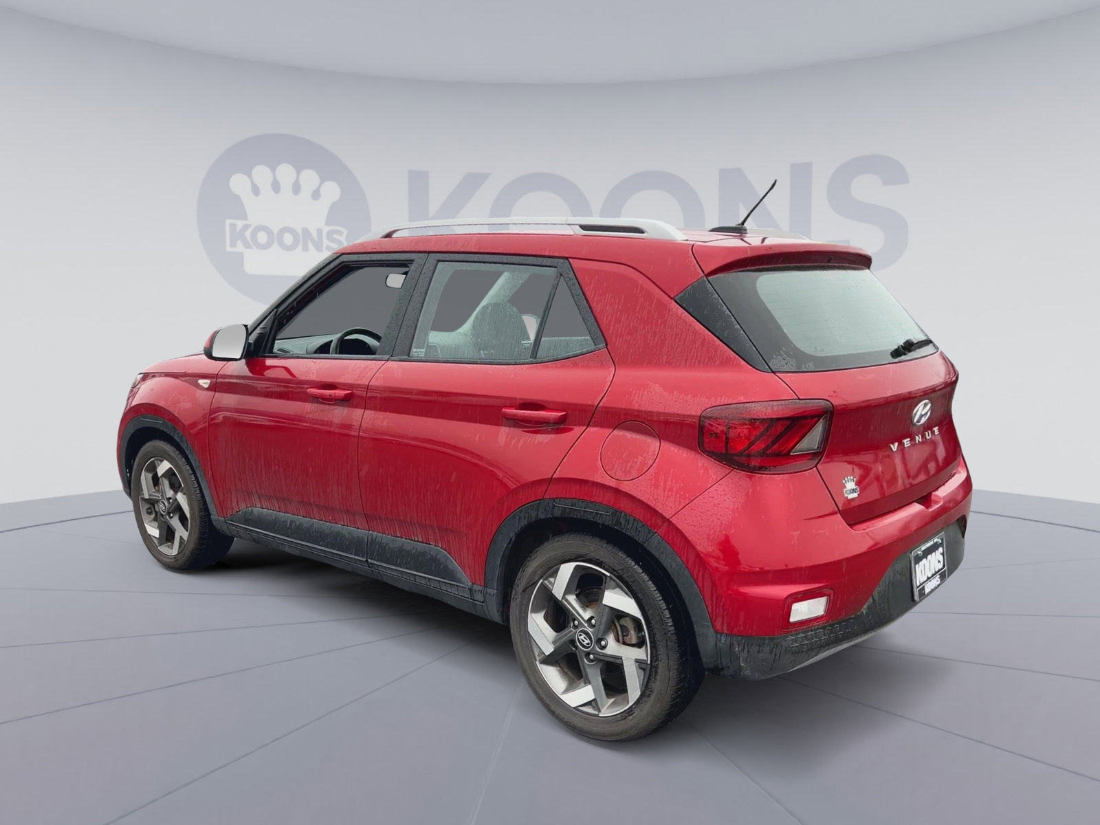 Used 2023 Hyundai Venue Limited FWD image 8