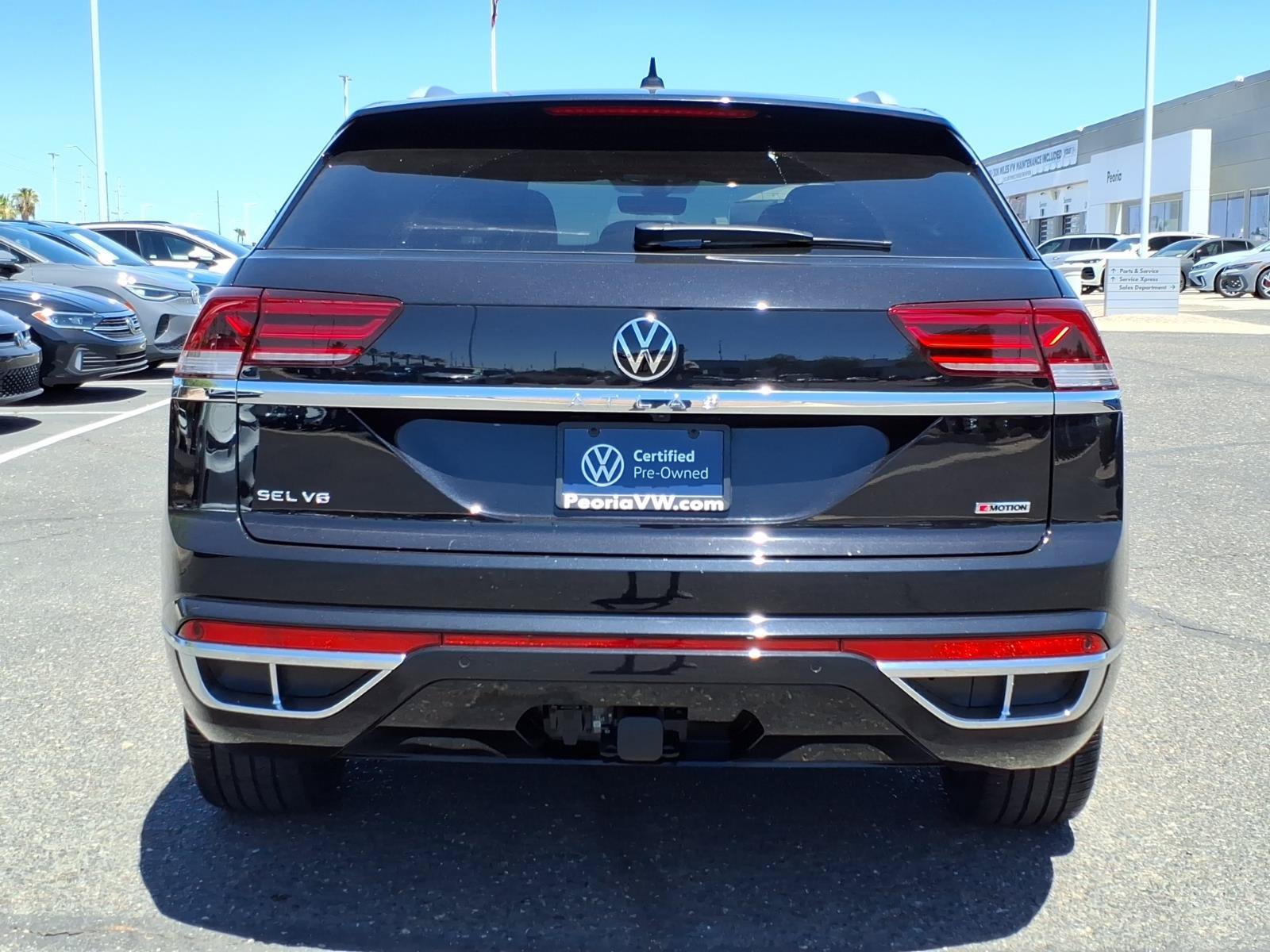Certified 2022 Volkswagen Atlas Cross Sport SEL Premium R-Line AWD/4WD image 6