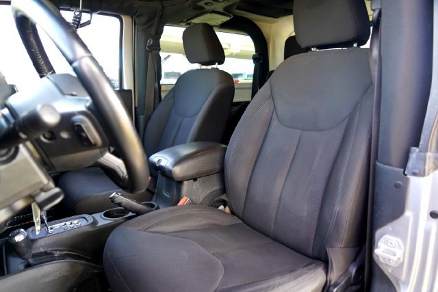 Used 2017 Jeep Wrangler Sport AWD/4WD image 11