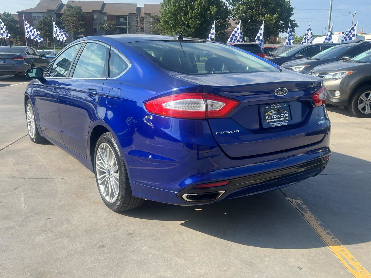 Used 2016 Ford Fusion SE w/ Equipment Group 202A AWD/4WD image 5