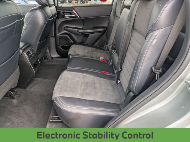 Used 2024 Mitsubishi Outlander SE FWD image 25