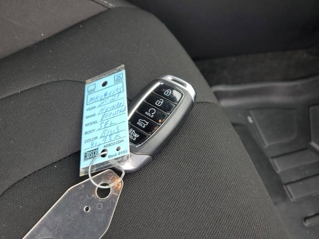 Used 2021 Hyundai Elantra SEL w/ Convenience Package image 38