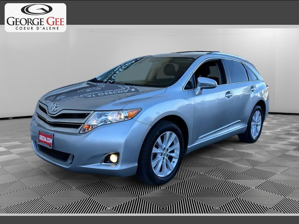Used 2015 Toyota Venza LE AWD/4WD image 1