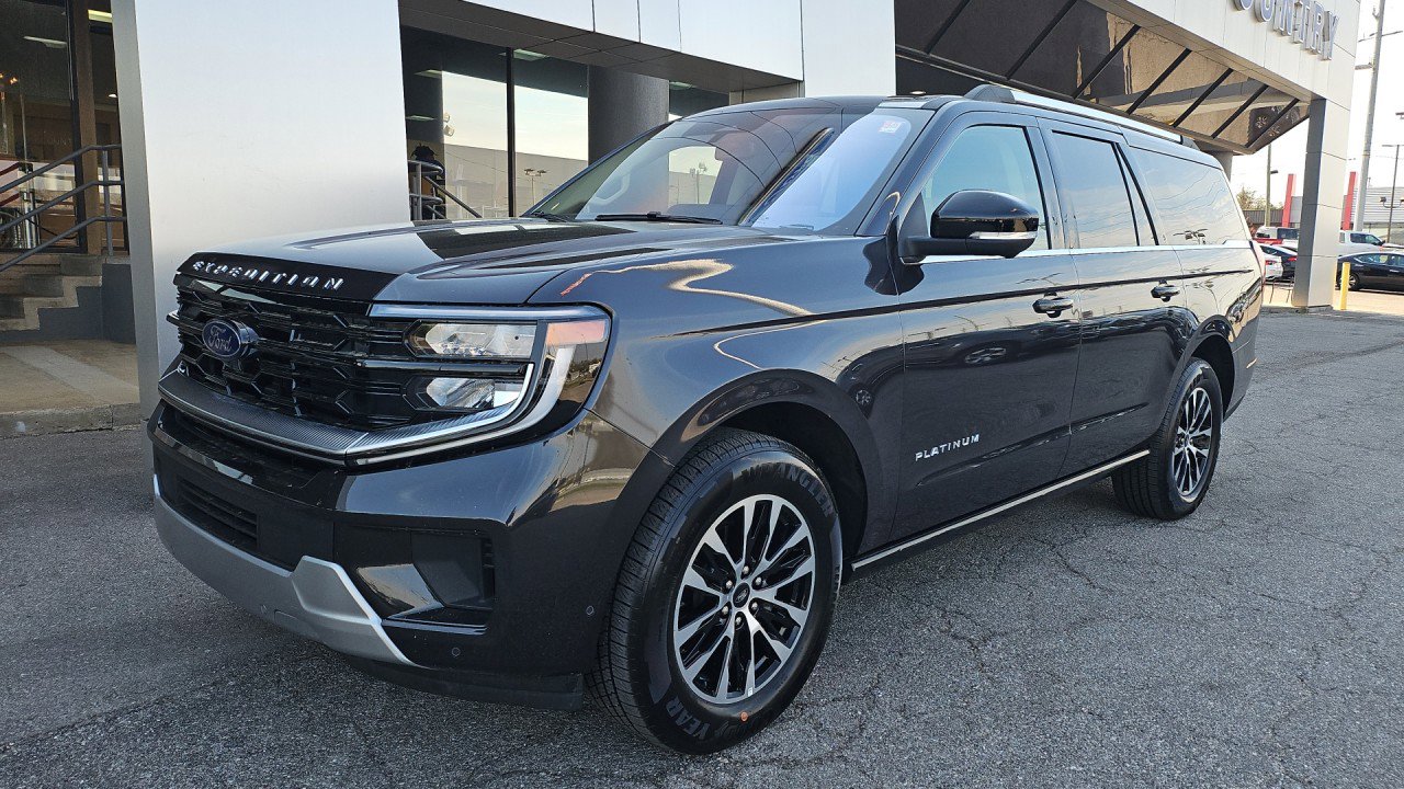 Used 2025 Ford Expedition Max Platinum AWD/4WD image 8