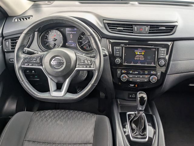Used 2019 Nissan Rogue SV image 25