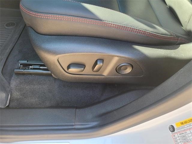 Certified 2024 Chevrolet Traverse RS w/ LPO, Floor Liner Package image 19