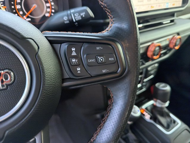 Used 2024 Jeep Gladiator Mojave AWD/4WD image 20