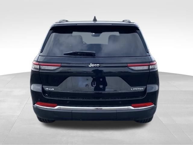 Used 2023 Jeep Grand Cherokee Limited AWD/4WD image 4