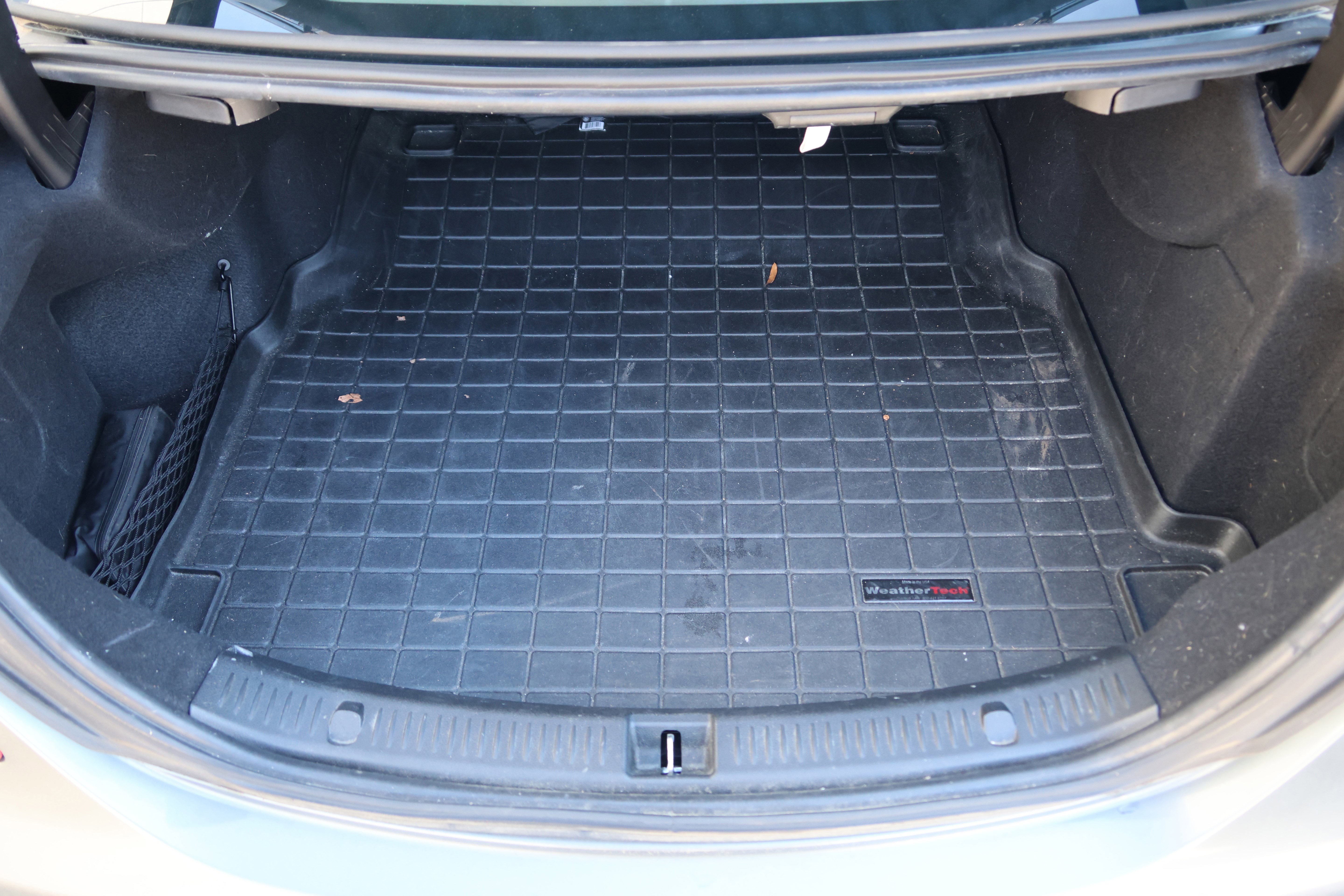 Used 2017 Mercedes-Benz E 300 4MATIC image 37