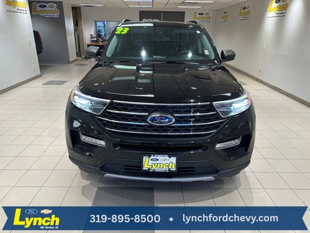 Used 2023 Ford Explorer XLT w/ Equipment Group 202A image 29