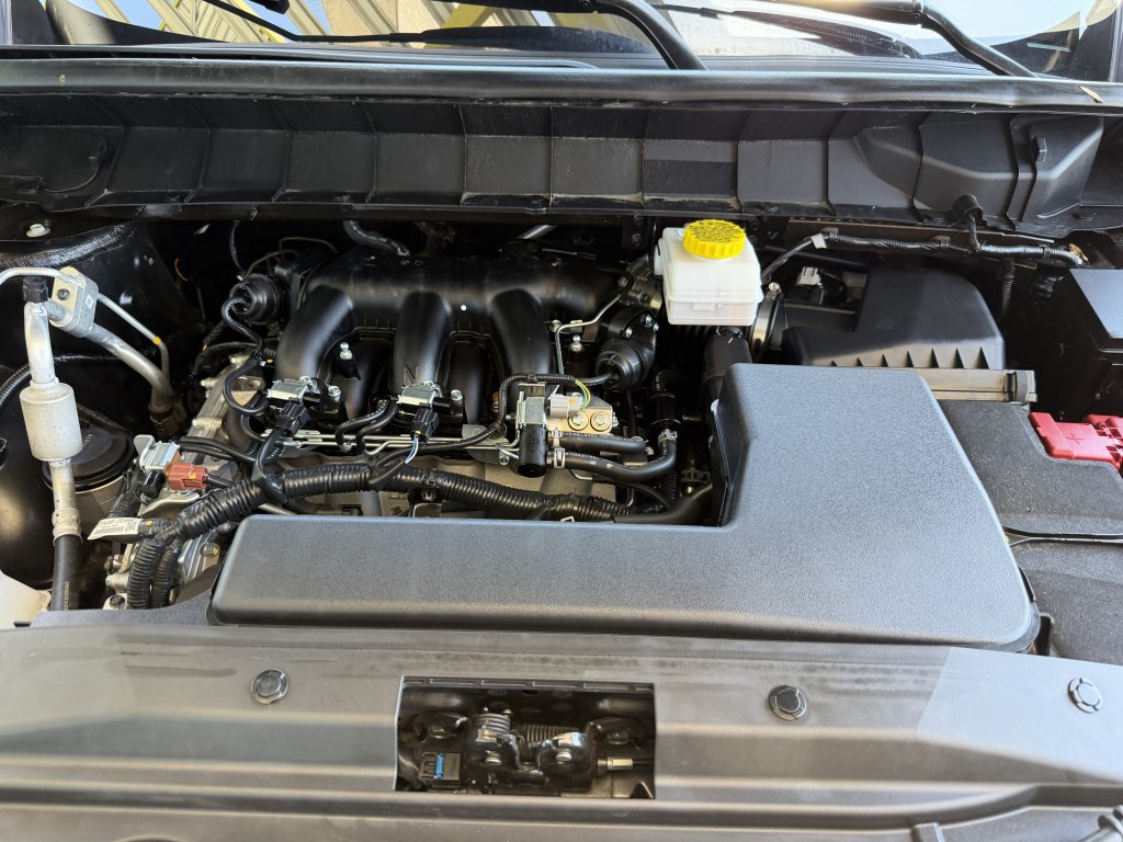 Used 2025 Nissan Pathfinder SV w/ SV Premium Package FWD image 43