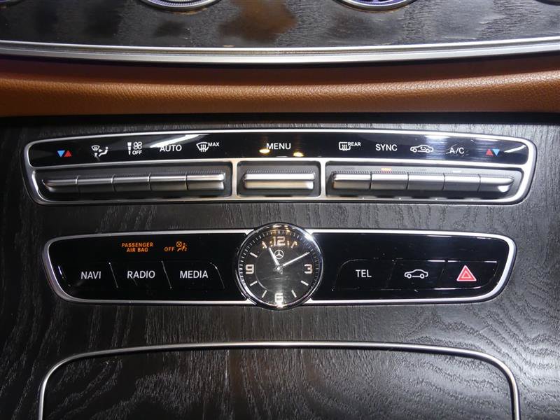 Used 2019 Mercedes-Benz E 450 4MATIC Coupe w/ AMG Line Package image 33
