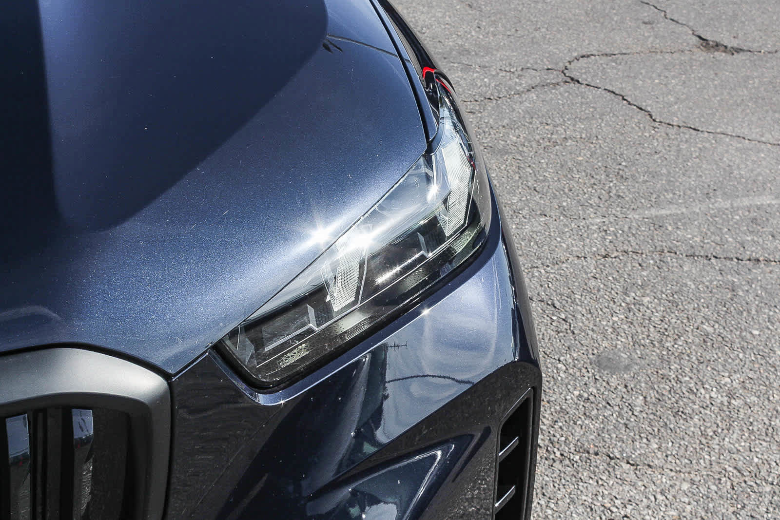 Used 2026 BMW X5 xDrive40i w/ M Sport Package AWD/4WD image 10