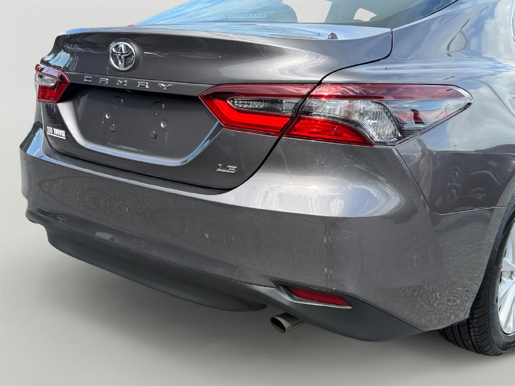 Used 2023 Toyota Camry LE FWD image 10
