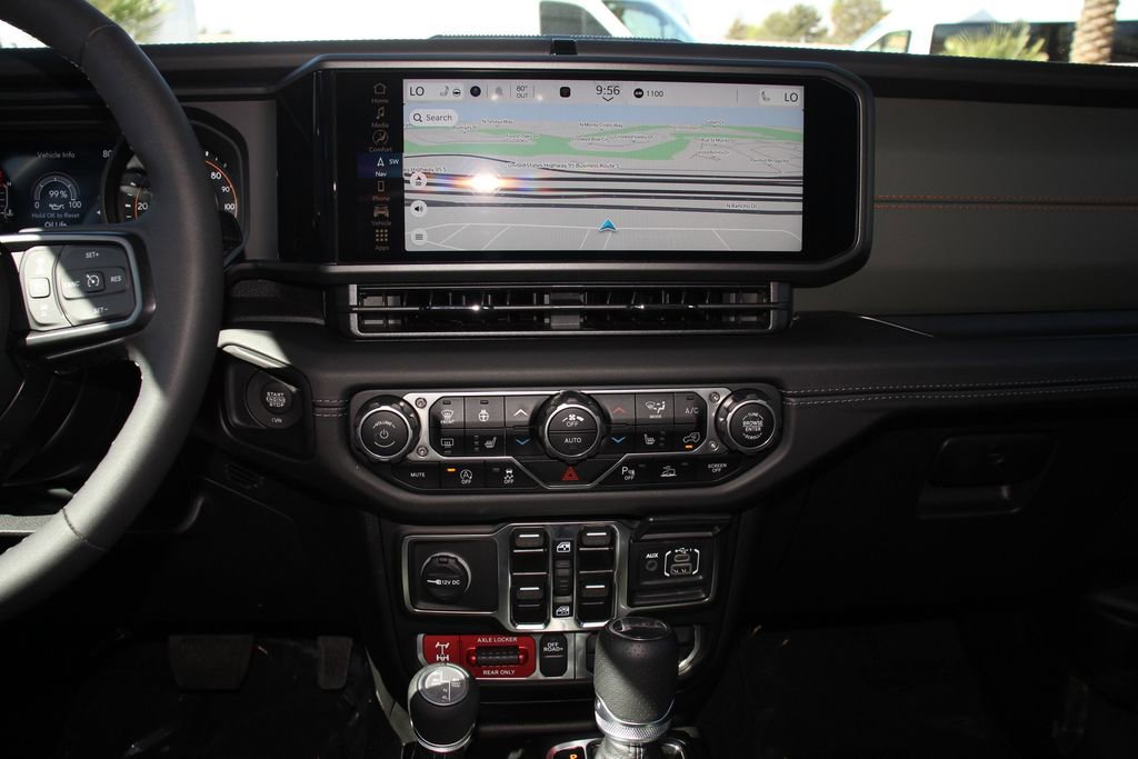 Used 2025 Jeep Gladiator Mojave image 18