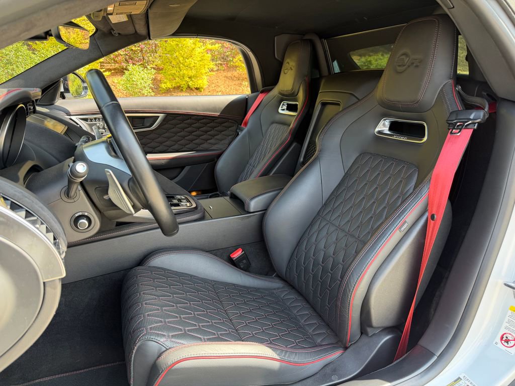 Used 2020 Jaguar F-TYPE SVR AWD/4WD image 16