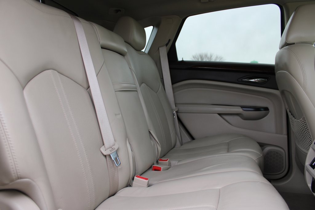 Used 2015 Cadillac SRX Luxury w/ Driver Awareness Package image 26