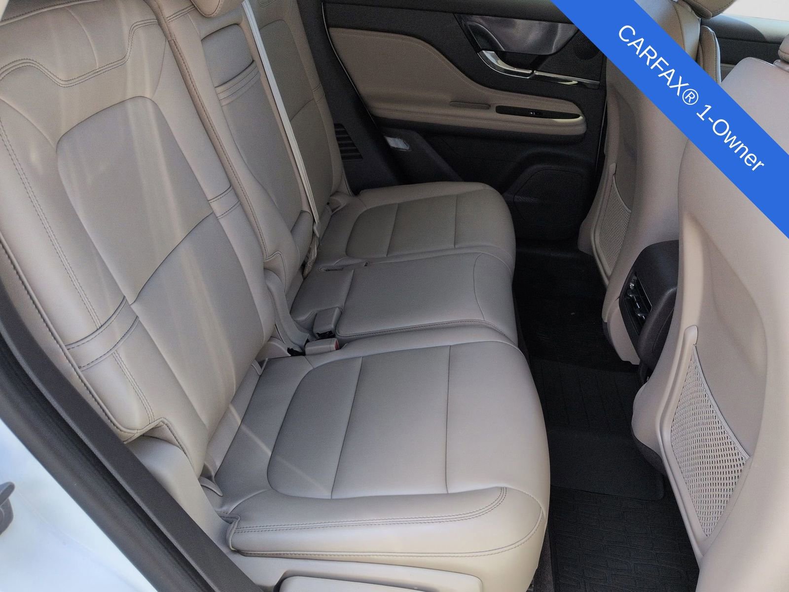 Used 2023 Lincoln Corsair AWD image 23