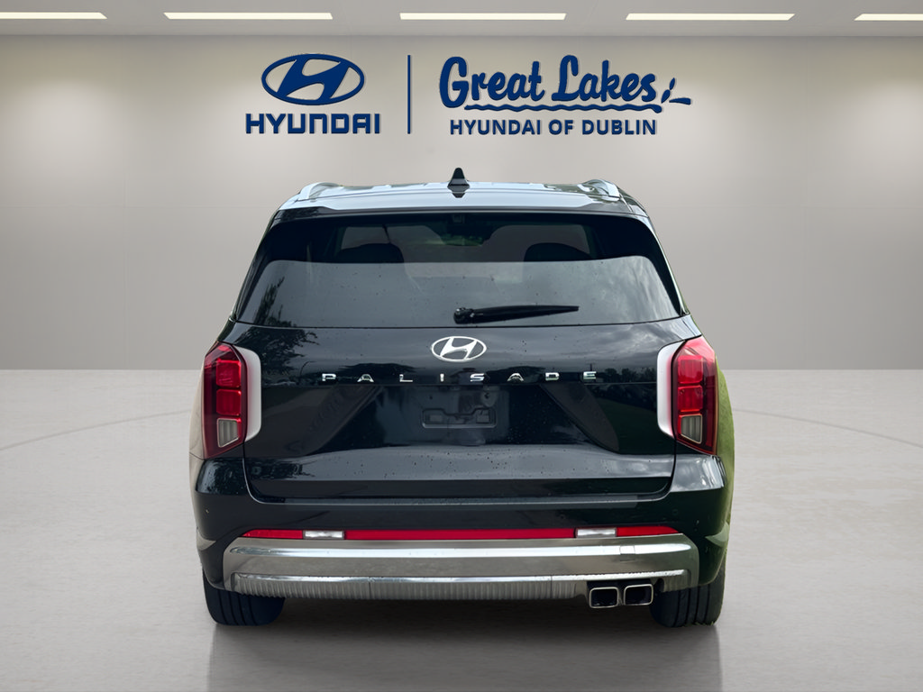 Used 2025 Hyundai Palisade Calligraphy FWD image 4