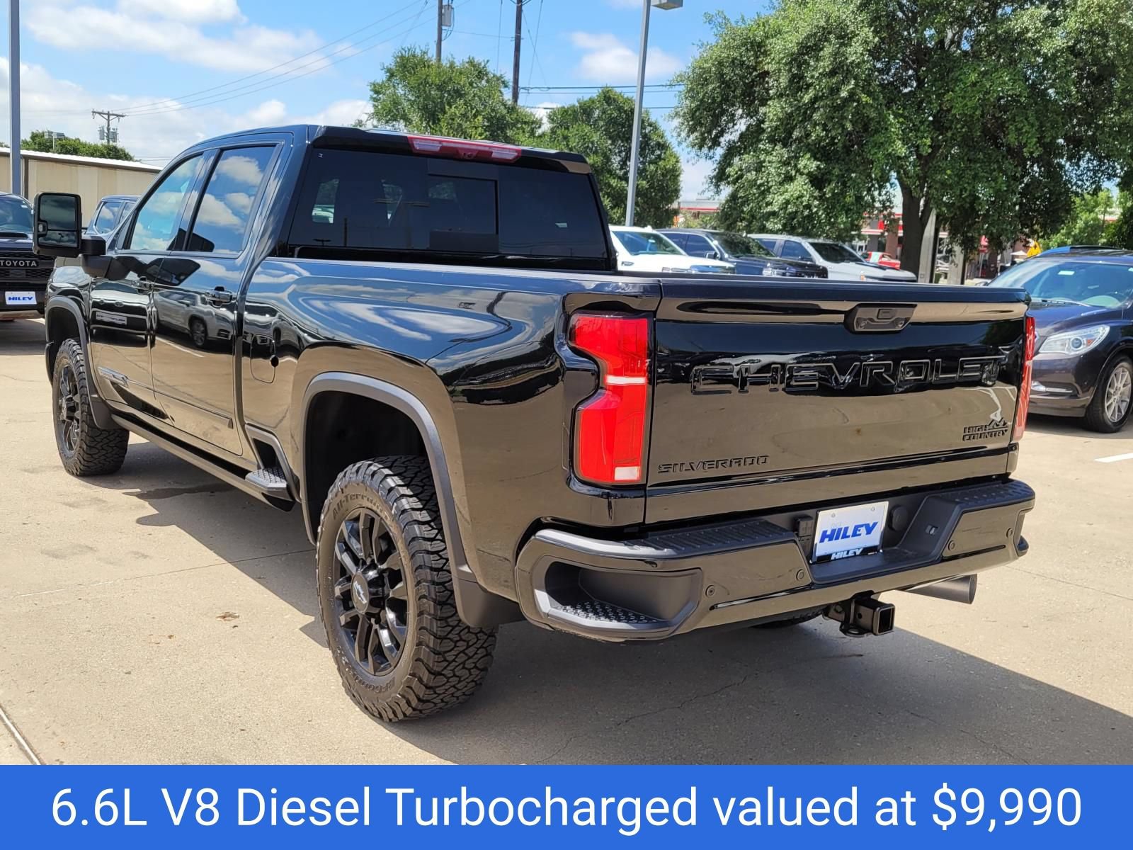New 2026 Chevrolet Silverado 2500 High Country w/ High Country Premium Package AWD/4WD image 3