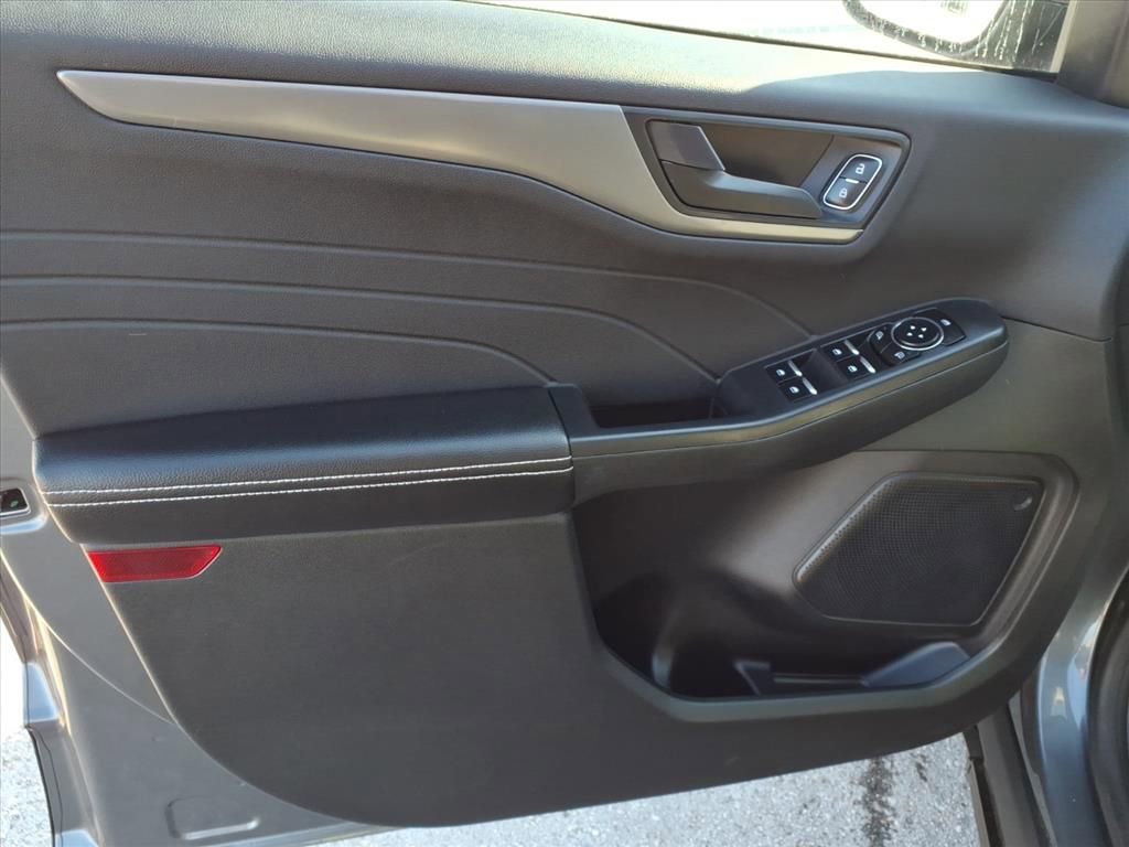 Certified 2023 Ford Escape Active image 13