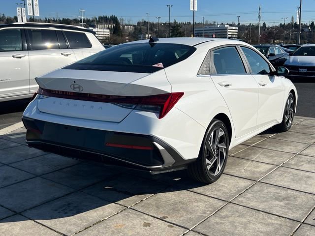 Certified 2025 Hyundai Elantra SEL image 5