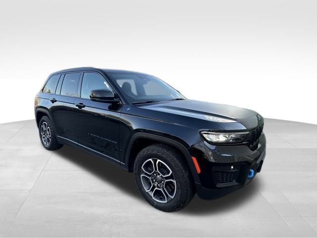 Used 2022 Jeep Grand Cherokee Trailhawk image 10