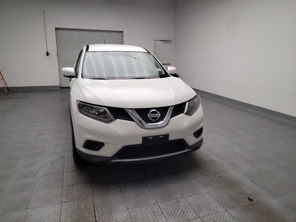 Used 2016 Nissan Rogue S w/ S Family Package FWD image 14
