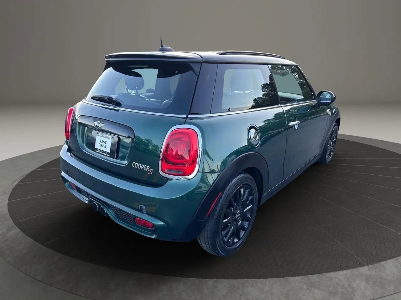 Used 2015 MINI Cooper S image 3