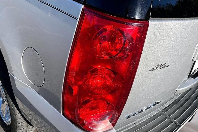 Used 2014 GMC Yukon SLT w/ Regional Value Package RWD image 20