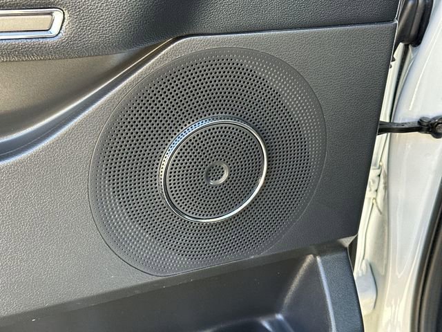 Used 2024 Ford Expedition Max XLT image 23