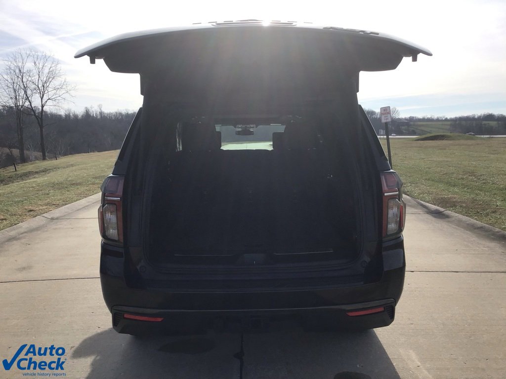 Used 2021 Chevrolet Suburban RST w/ Luxury Package image 5