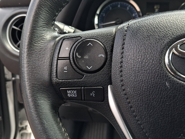 Used 2018 Toyota Corolla SE FWD image 18