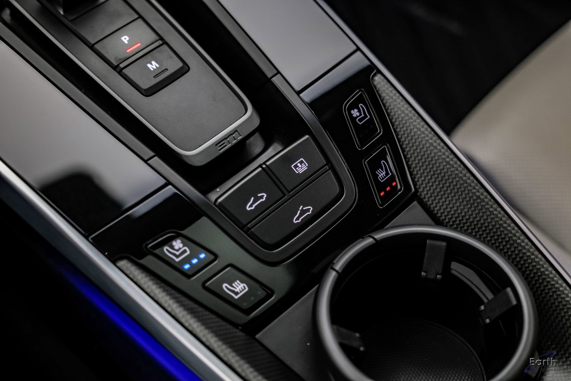 Used 2022 Porsche 911 Turbo S image 61