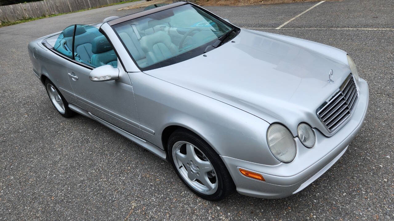 Used 2001 Mercedes-Benz CLK 430 Cabriolet image 28