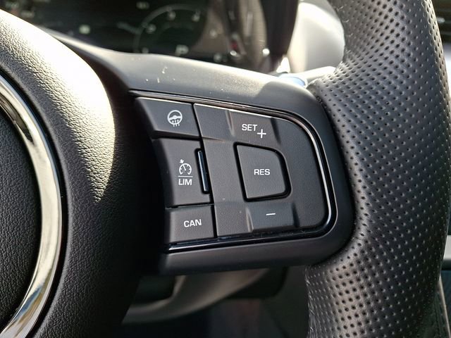 Used 2023 Jaguar F-TYPE R image 26