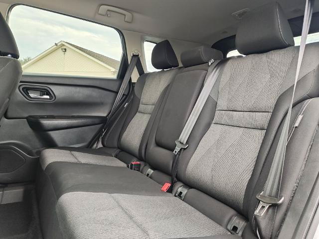 Certified 2025 Nissan Rogue SV AWD/4WD image 14
