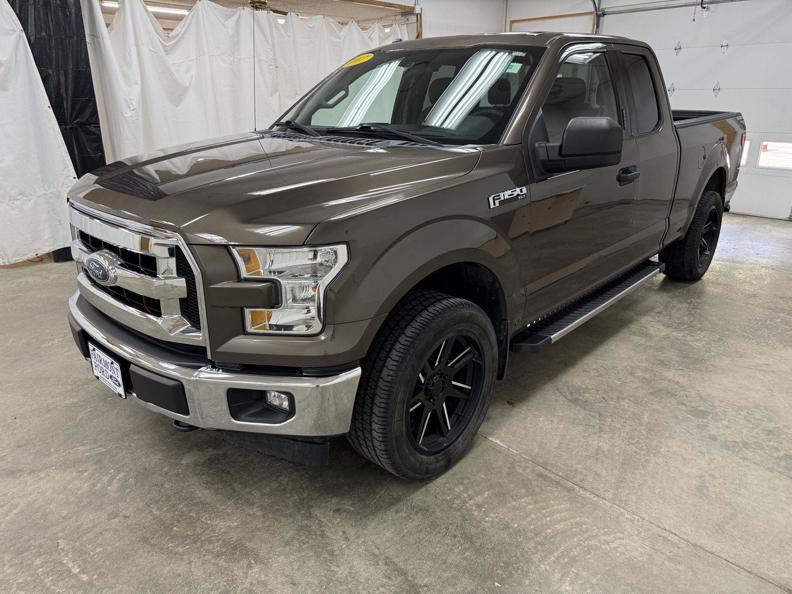 Used 2017 Ford F150 XLT w/ Trailer Tow Package AWD/4WD image 8