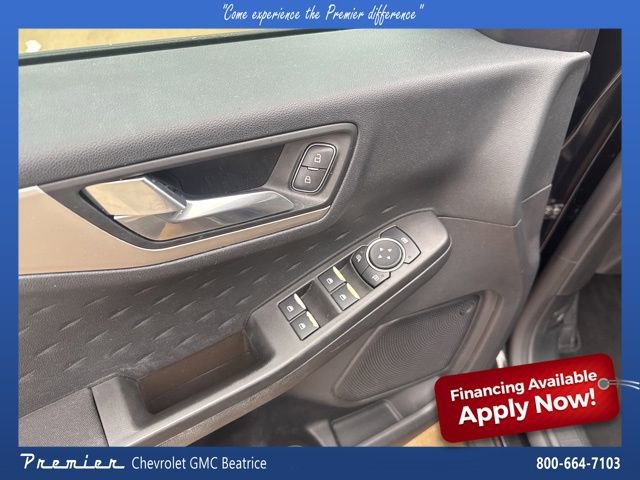 Used 2020 Ford Escape SE image 15