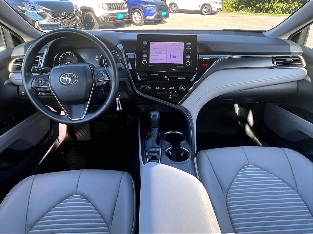 Used 2024 Toyota Camry SE AWD/4WD image 21
