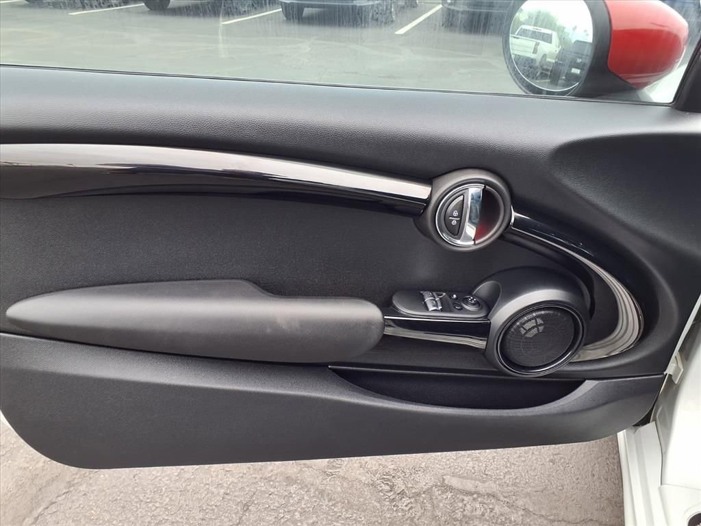 Used 2020 MINI Cooper John Cooper Works w/ Premium Package image 21