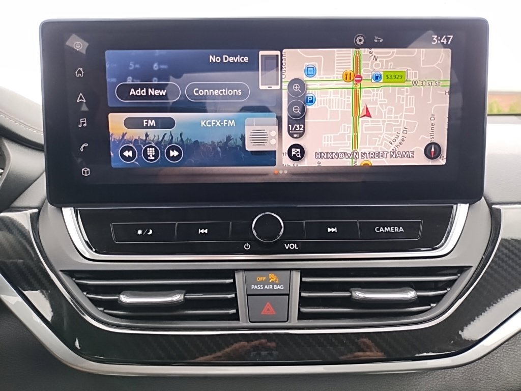 Used 2024 Nissan Altima 2.5 SR w/ SR Premium Package FWD image 24